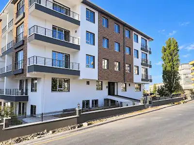 PANORA’YA 2,5 KM MESAFEDE 4+1 DAİRE | 3 BANYO | 2 BALKON | İSKANLI & KAT MÜLKİYETLİ