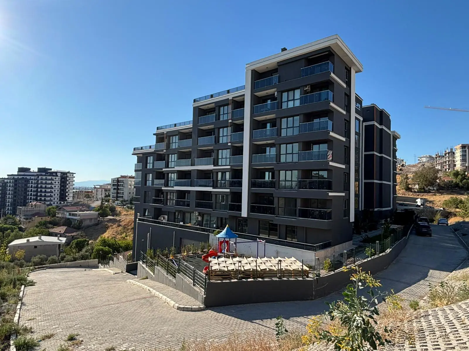 Property image 8