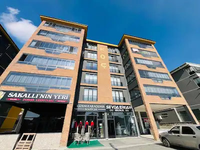 BAHÇELIEVLERDE MAHALLESINDE 50 M2 SATILIK DÜKKAN