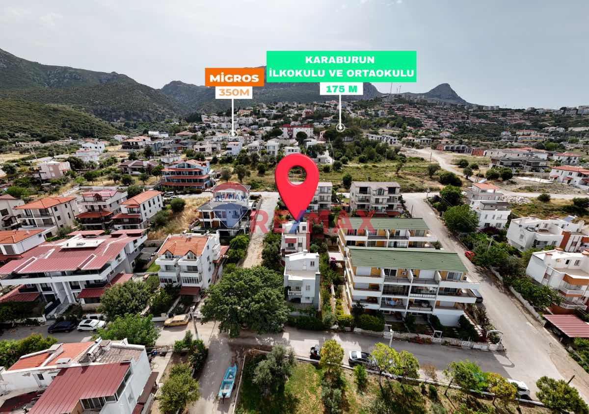 AKVARYUM SİTESİNDE BAHÇELİ TAM MÜSTAKİL VİLLA