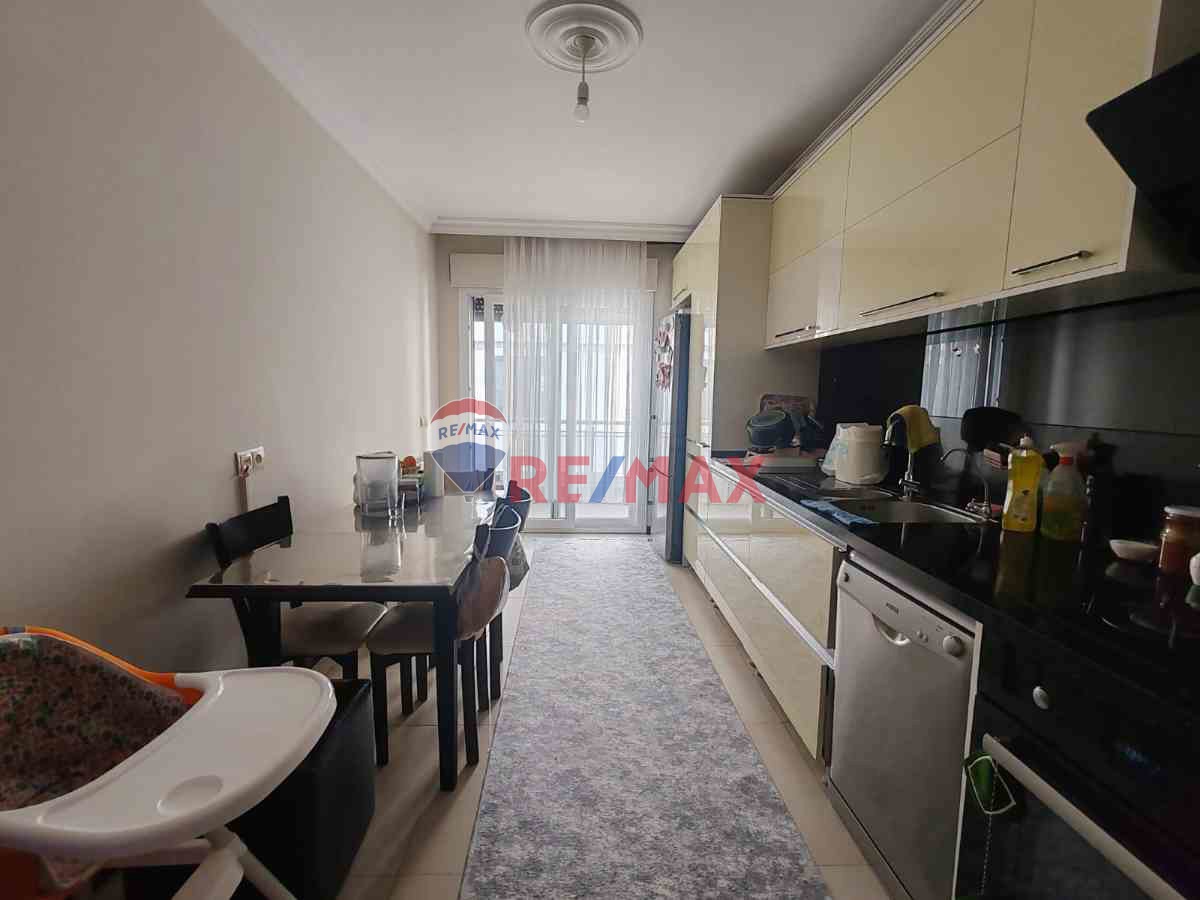 ACİL SATILIK YENİGÜN MH. 155 M2 SATILIK FIRSAT DAİRE