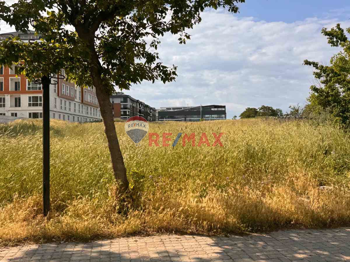BÜYÜKÇEKMECE MİMARSİNAN' DA SATILIK 600 M' ARSA