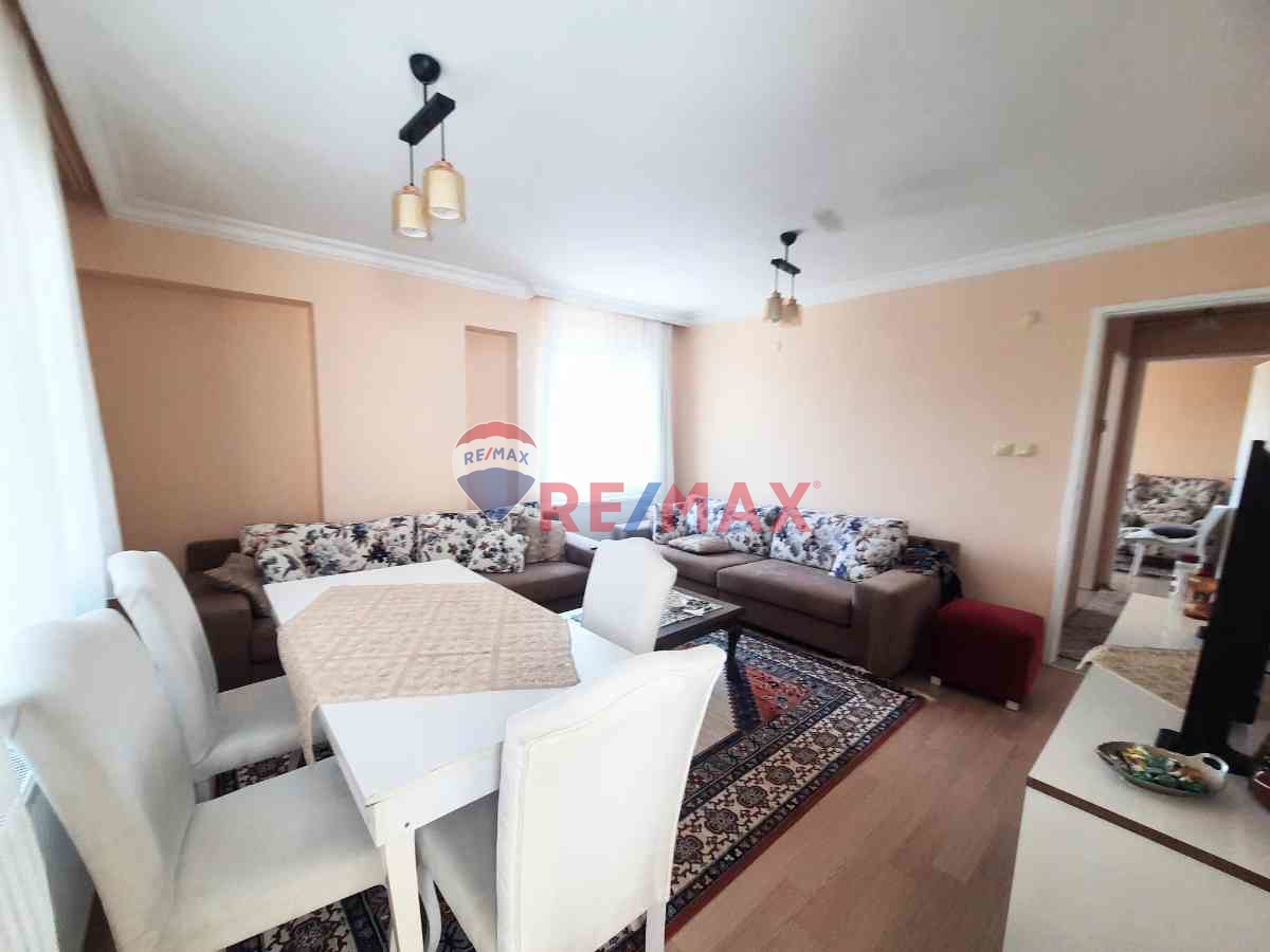 BUCA ADATEPE NİĞDELİLER SİTESİ SATILIK 3+1 DAİRE REMAX JOLLY