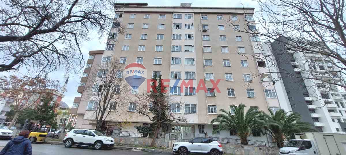 KARTAL PETROLİŞ MH 58,38 M2 ARSA PAYILI 3+1 SATILIK DAİRE