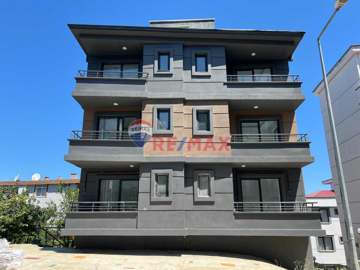 BAHATTİN'DEN ATAKUM ESENEVLERDE SATILIK KOMPLE BİNA