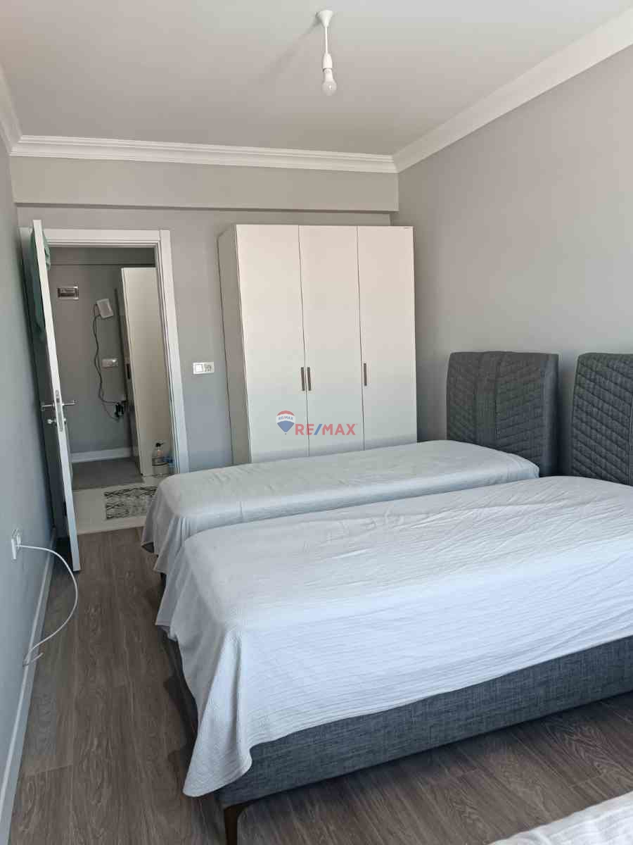 ..NEHİRKENT PLUS'TA HAVUZ CEPHE FULL EŞYALI 2+1 KAPTAN KÖŞKÜ...