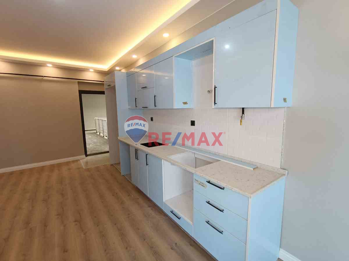 KUDU BEST RESIDENCE SITESINDE, SATILIK BOŞ DAIRE, OTURUM BAŞLADI