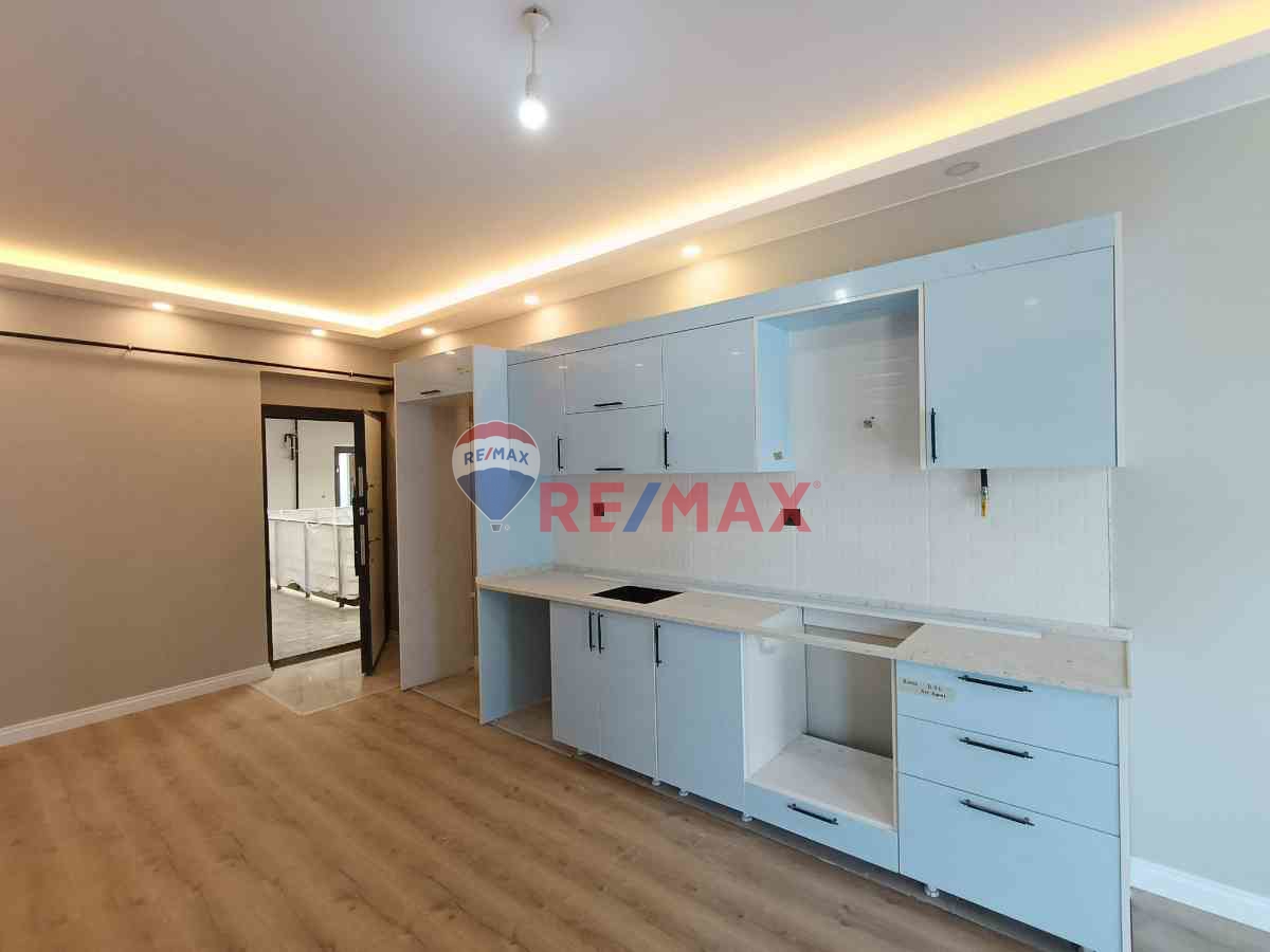KUDU BEST RESIDENCE SITESINDE, SATILIK BOŞ DAIRE, OTURUM BAŞLADI