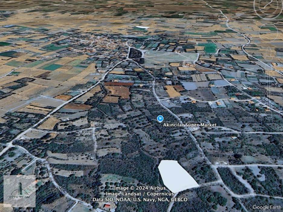 ÇORUM MERKEZ BOĞABAĞI KÖYÜNDE EV YAPILABİLİR FIRSATT BAHÇE