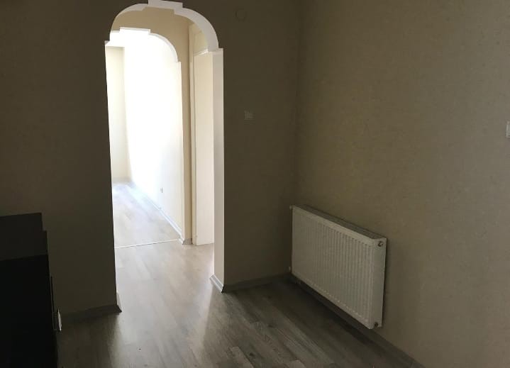 KARTAL MERKEZE VE MARMARAYA ÇOK YAKIN GENIŞ M2'LI 1.5+1 DAIRE