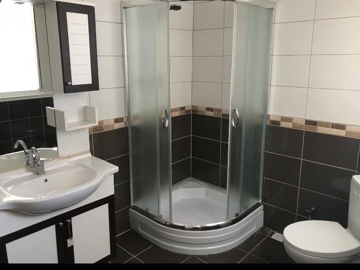 KARTAL MERKEZE VE MARMARAYA ÇOK YAKIN GENIŞ M2'LI 1.5+1 DAIRE