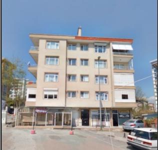 KARTAL MERKEZE VE MARMARAYA ÇOK YAKIN GENIŞ M2'LI 1.5+1 DAIRE