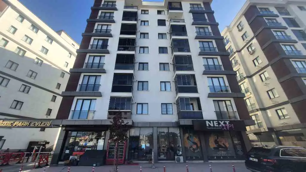 Property image 8