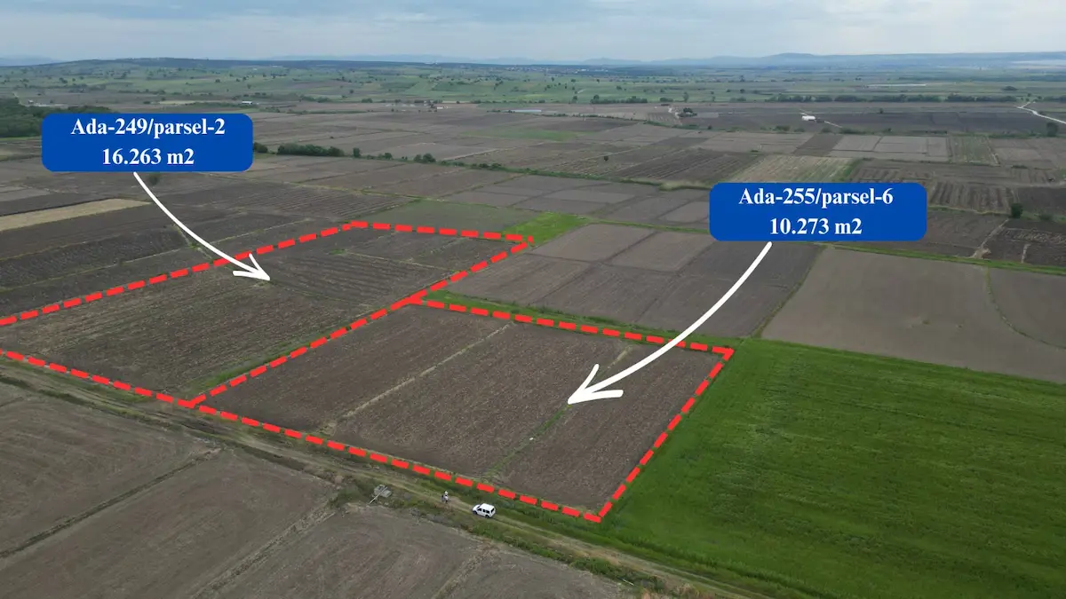 ÇANAKKALE BİGA GERLENGEÇ KÖYÜNDE SATILIK BİTİŞİK PARSEL 2 ADET 26536 M2 TARLA