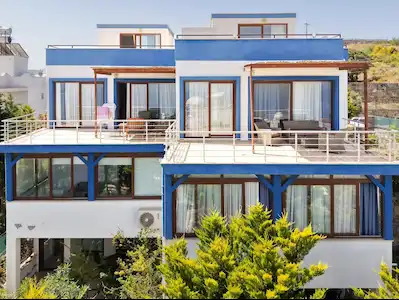 BODRUM GÜNDOĞAN ÖZEL PLAJLI SİTE' DE SATILIK VILLA