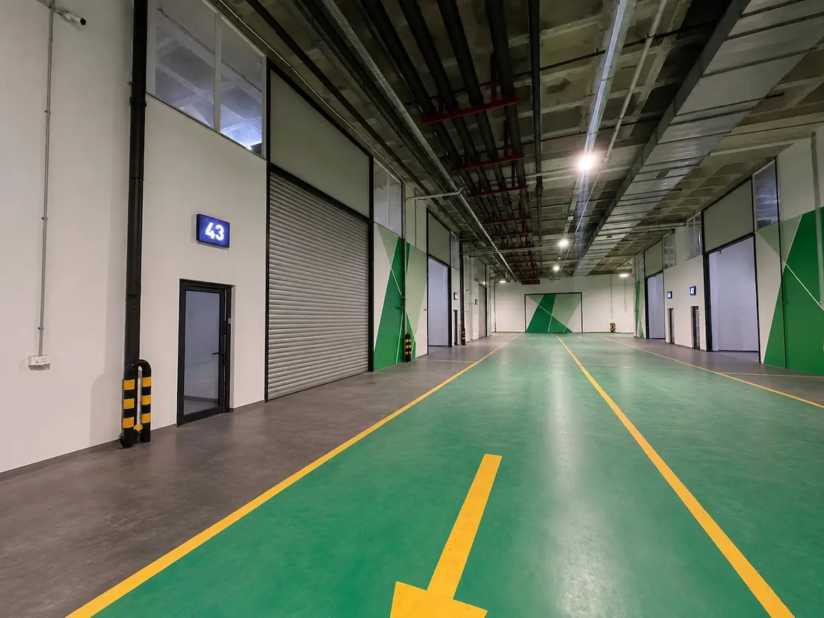 AKTİM 3 TİCARET MERKEZİ'NDE 556M² SATILIK İMALATHANE