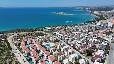 DENİZ MANZARALI KÖŞE KONUM ÖZEL HAVUZLU 4+1 VİLLA
