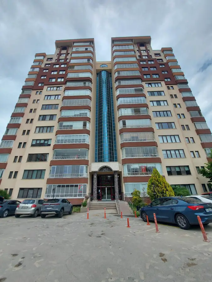 YAŞAMKENT YENİ ATA BİLGE SİTESİ'NDE GERÇEK BİR DUBLEKS DAİRE..