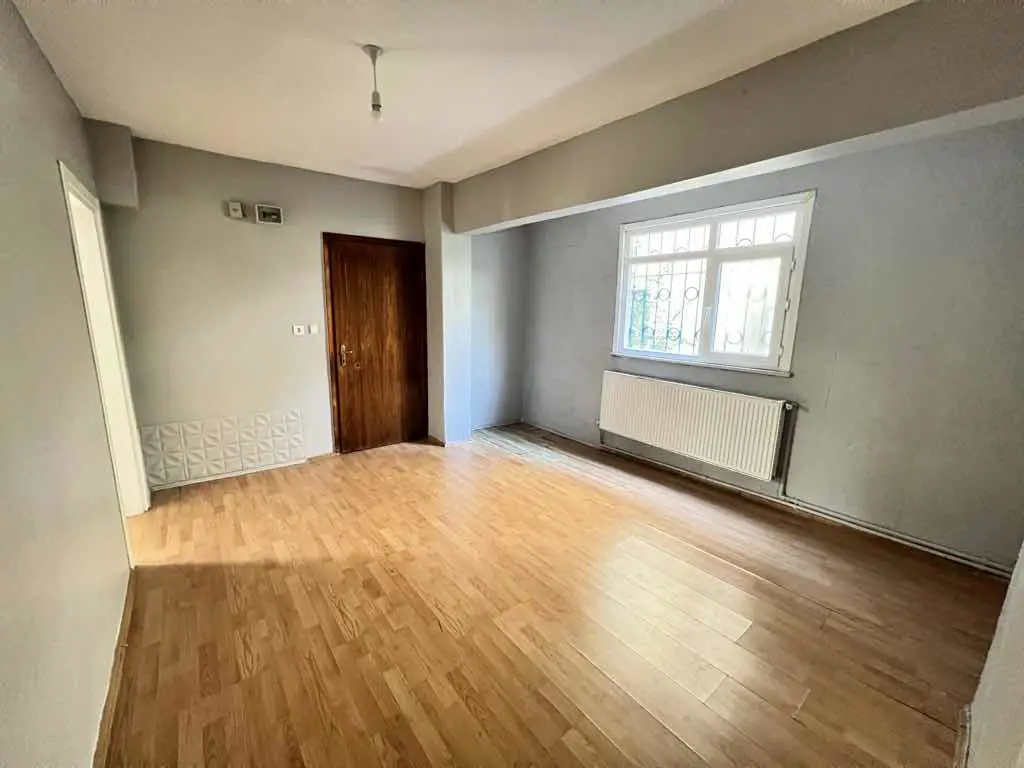 SANCAKTEPE FATİH MAHALLESİ’NDE YÜKSEK ARSA PAYLI BAHÇELİ 2+1 SATILIK DAİRE