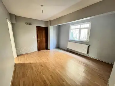 SANCAKTEPE FATİH MAHALLESİ’NDE YÜKSEK ARSA PAYLI BAHÇELİ 2+1 SATILIK DAİRE