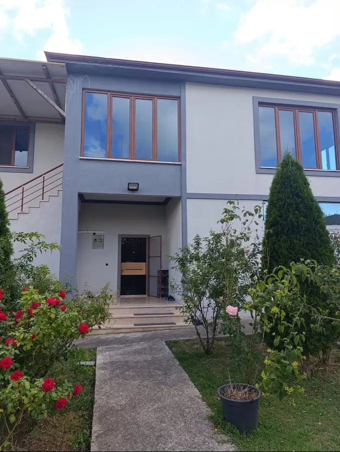 KANDIRA AKÇABEYLİ'DE CEBECİ PLAJI'NA 5 DK MESAFEDE VİLLA KONFORUNDA YAŞAM VE ÜRETİM ÇİFTLİĞİ