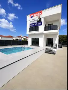 SAMSUN 19 MAYIS’TA SIFIR, 3 KATLI 3+2 VİLLA | 360 M² | YERDEN ISITMA | KREDİYE UYGUN