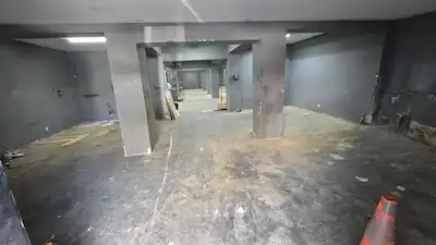 TAVUKÇUYOLUNA PARALEL CEPHE DÜZ GİRİŞ 250 M2