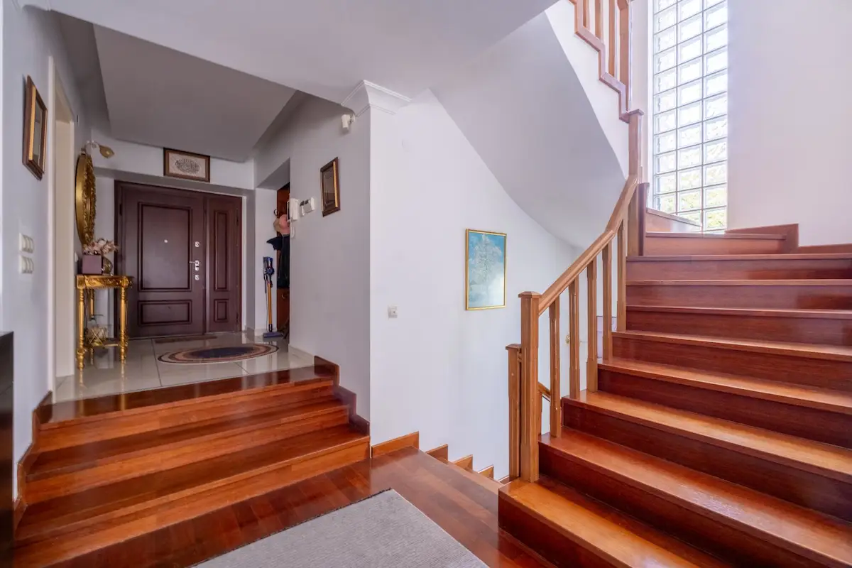 ÇAYYOLU 2 / SEBAT SİTESİNDE 4+2 SATILIK VİLLA  
