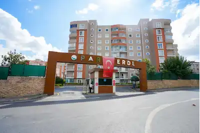 REMAX TERMİNAL OYA DOĞAN PARKVERDE SİTESİ 4+1 SATILIK DAİRE