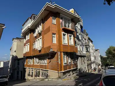 EYÜPSULTAN DEFTERDAR 90 M² 2+1  KÖŞE GİRİŞ KAT ÇİFT CEPHE ÇİFT WC KREDİYE UYGUN