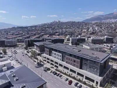 RE/MAX EDEDEN | BELEDİYE KARŞISI KÖŞE | FERAH OFİS