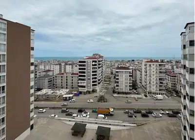 ATAKUM YENİMAH.DE DENİZ MANZARALI (EŞYALI) SATILIK 2+1 DAİRE