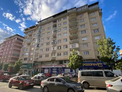 REMAX İLKE'DEN ŞEHİR MER. YONCALIK'TA 3+1 TERASLI SATILIK DAİRE