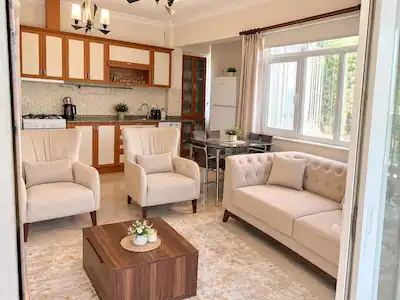 TÜRKLER MAHALLESİ GÜNEŞLİ LARA SİTESİNDE SATILIK 2+1 DAİRE