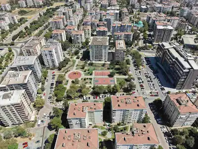 ENES LAHNA'DAN GALEN HAS. KARŞISI ARA KAT PARK CEPHE GENIŞ DAIRE