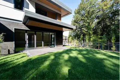 KASABANIN ŞERİFİNDEN ÇEKMEKÖY ÖMERLİ KASABA MODERN KÖŞE TOWNHOUSE