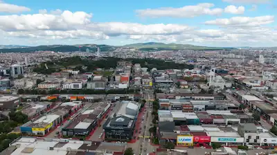 REMAX ANI ’DAN MODOKO GİRİŞİNDE 7 KATLI 1.750 M² KOMPLE TİCARİ BİNA