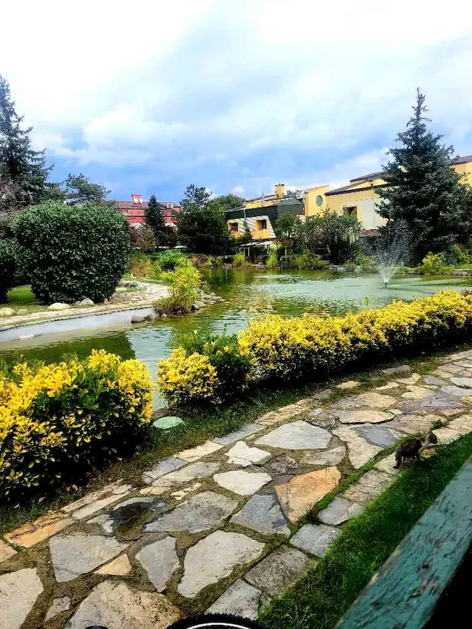 ÇEKMEKÖY GÖL KONAKLARİ SATILIK 3+1 BUTİK SITE GENIŞ DAIRE 3