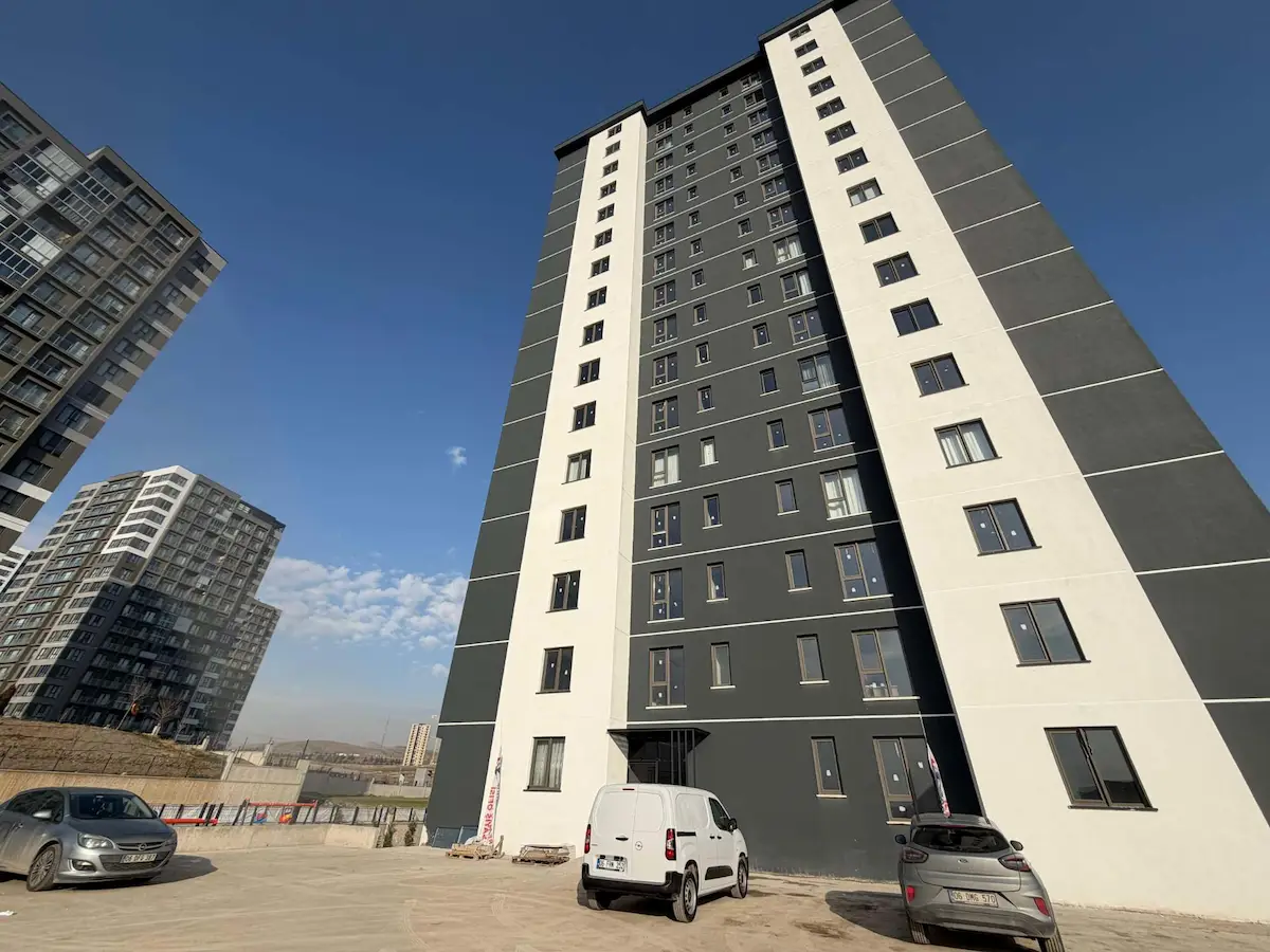 “REMAX VOGUE” KATRE ROYAL ÇAKIRLAR'DA 4+1 FERAH 190 M² DAİRE