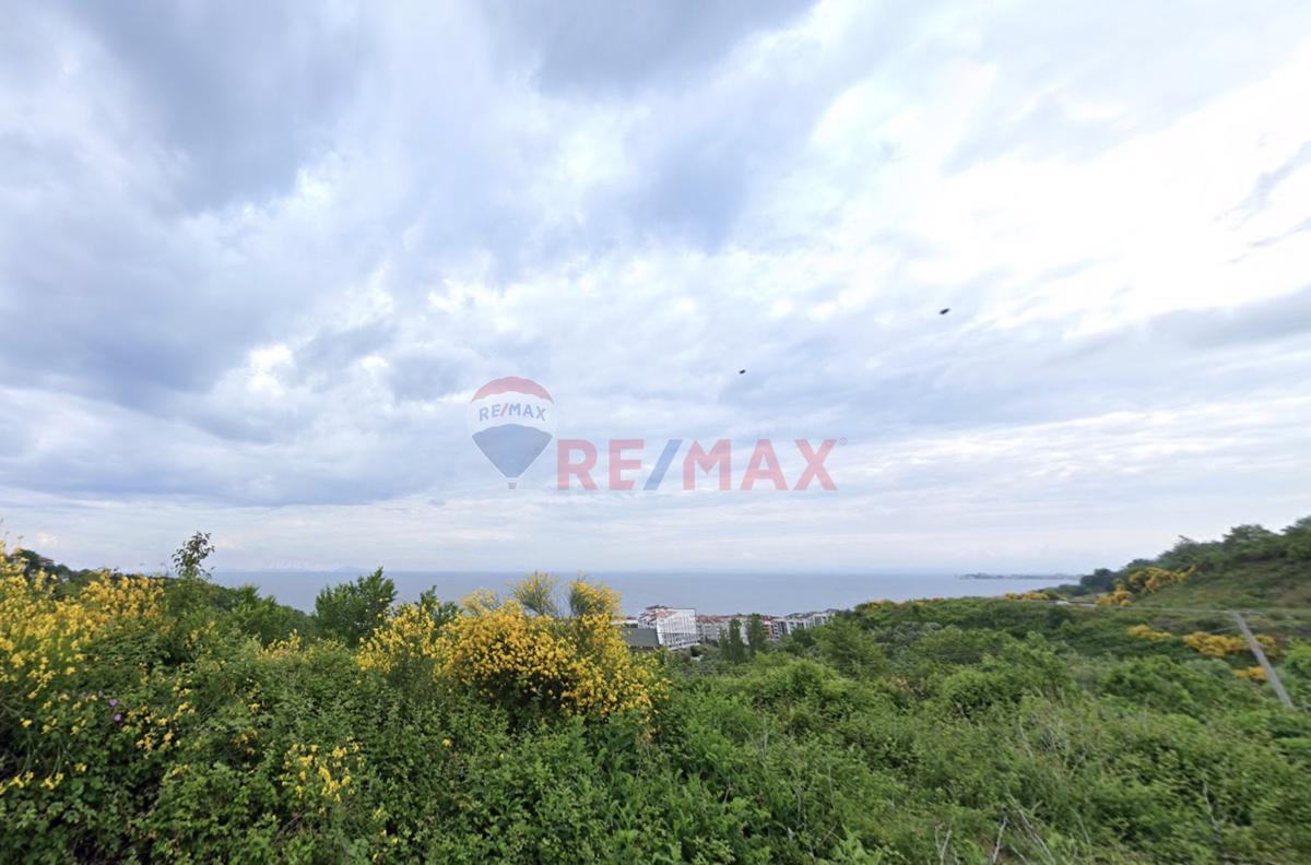 YALOVA ÇINARCIK KARPUZDERE MH. DENİZ MANZARALI SATILIK 552 M2  İMARLI ARSA