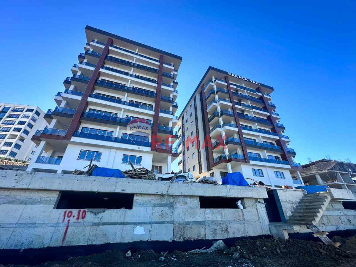 SEYRİ DENİZ GÜLYALI YALINCAK SATILIK SIFIR 3+1 DAİRE