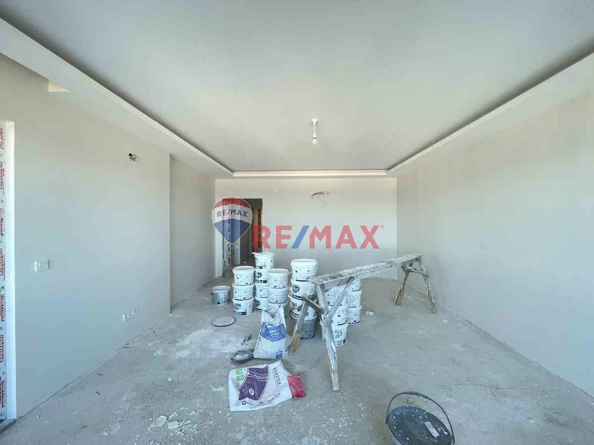 SEYRİ DENİZ GÜLYALI YALINCAK SATILIK SIFIR 3+1 DAİRE