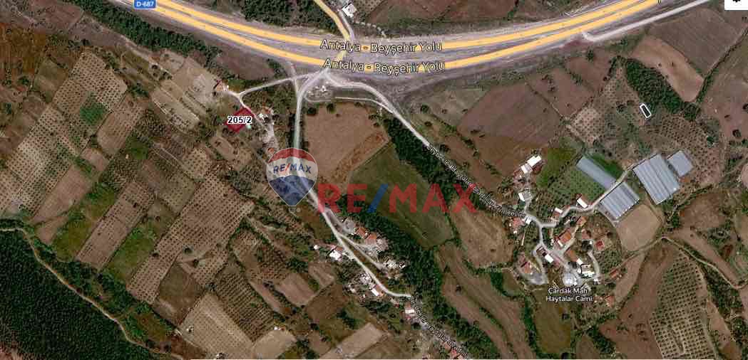 MANAVGAT ÇARDAK MAHALLESİNDE SATILIK ARSA