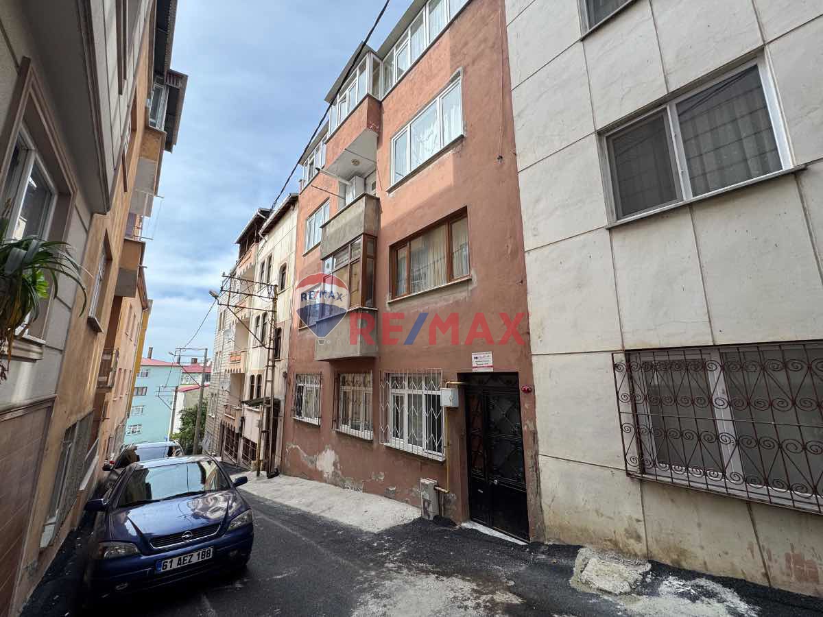 YEŞILTEPE 'DE MERKEZI KONUMDA MASRAFSIZ 3+1 DAIRE