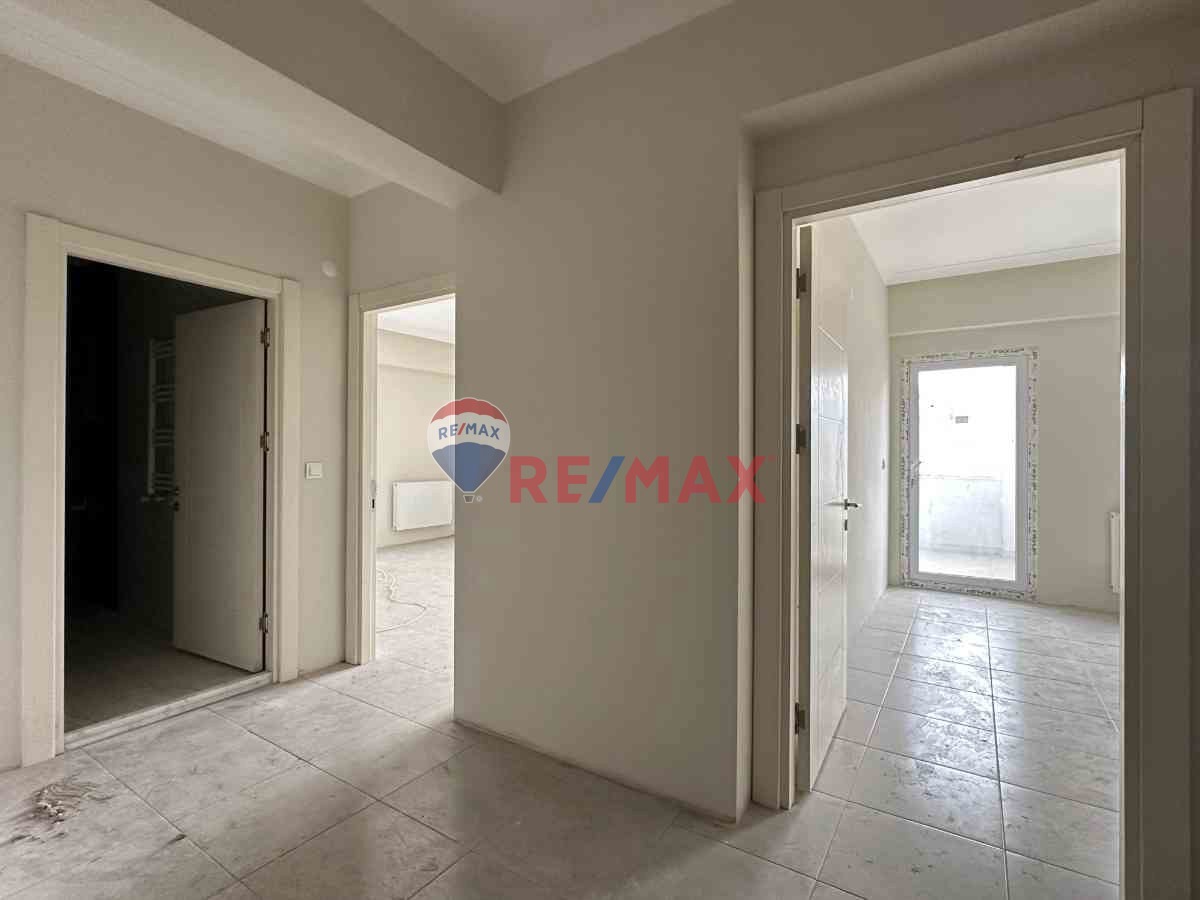 BAHÇECİK MERKEZDE SİTE İÇİ SIFIR 1+1 FIRSAT DAİRE