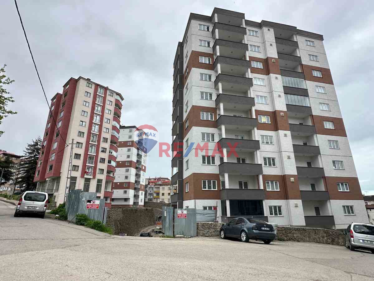 BAHÇECİK MERKEZDE SİTE İÇİ SIFIR 1+1 FIRSAT DAİRE