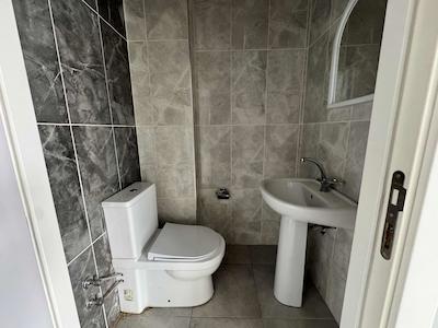 TUZLA YAYLA MAH. KİRALIK BOŞ DÜKKAN