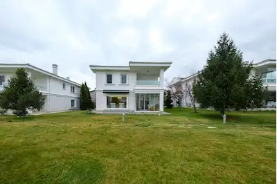 ÇAYYOLU'NDA AYRICALIKLI YAŞAM | VILLA & VILLA SITESINDE | 5+2