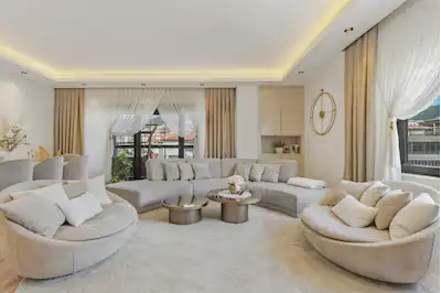 ALANYA OBADA SALUR KENT SİTESİNDE 300M² LÜKS EŞYALI 5+1 DUBLEKS