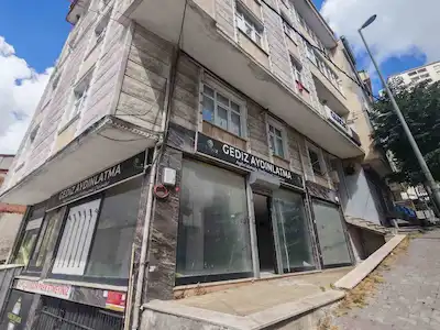 ESENYURT NECIP FAZIL KISAKÜREK MH KİRALIK DEPOLU DÜKKAN